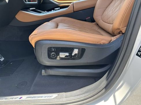 Used 2024 BMW X5 xDrive40i w/ M Sport Package AWD/4WD image 29