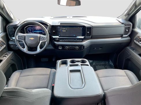 Used 2024 Chevrolet Silverado 1500 LT image 22