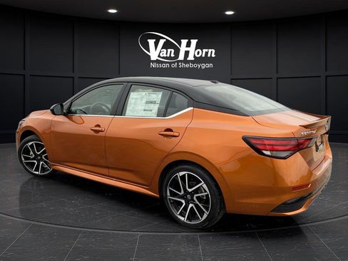 New 2025 Nissan Sentra SR w/ Lighting Package image 3