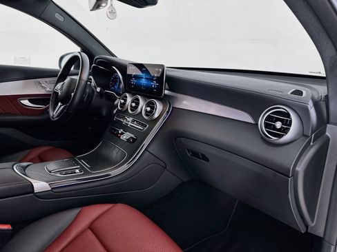 Used 2023 Mercedes-Benz GLC 300 4MATIC Coupe image 31