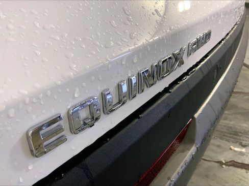 Used 2026 Chevrolet Equinox LT AWD/4WD image 8
