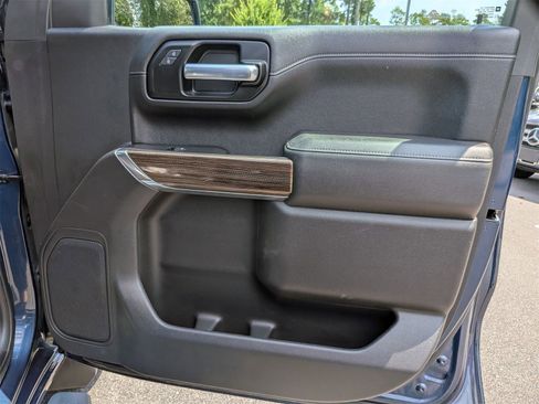 Used 2020 Chevrolet Silverado 1500 RST w/ All-Star Edition image 33