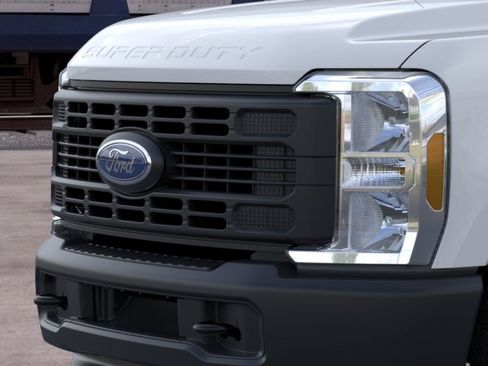 New 2026 Ford F250 XL RWD image 18