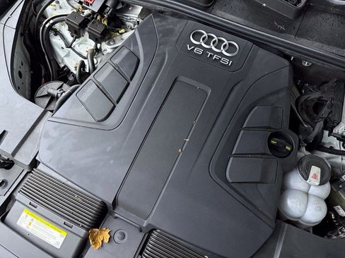 Used 2018 Audi Q7 3.0T Premium Plus w/ Premium Plus Package image 32