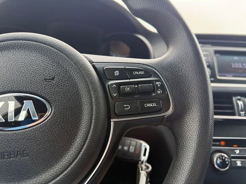 Used 2016 Kia Optima LX w/ LX Convenience Package FWD image 31