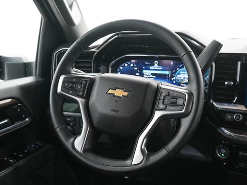 Used 2024 Chevrolet Silverado 2500 LT w/ Convenience Package AWD/4WD image 17