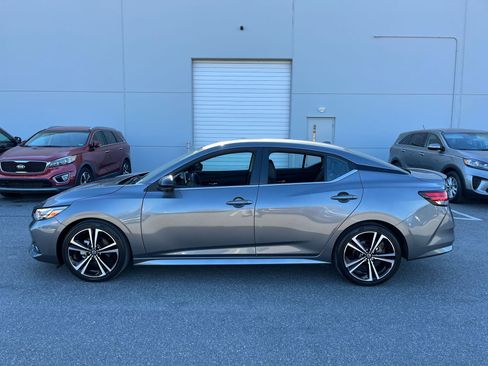 Used 2023 Nissan Sentra SR w/ SR Premium Package image 14