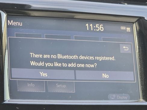 Used 2020 Toyota Camry SE image 6