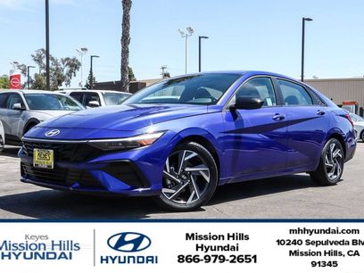 Certified 2025 Hyundai Elantra Sport w/ Cargo Package