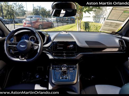 Used 2025 Aston Martin DBX 707 image 10