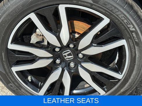 Used 2022 Honda Pilot Touring image 17
