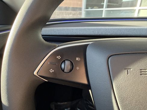 Used 2025 Tesla Model 3 Long Range image 33