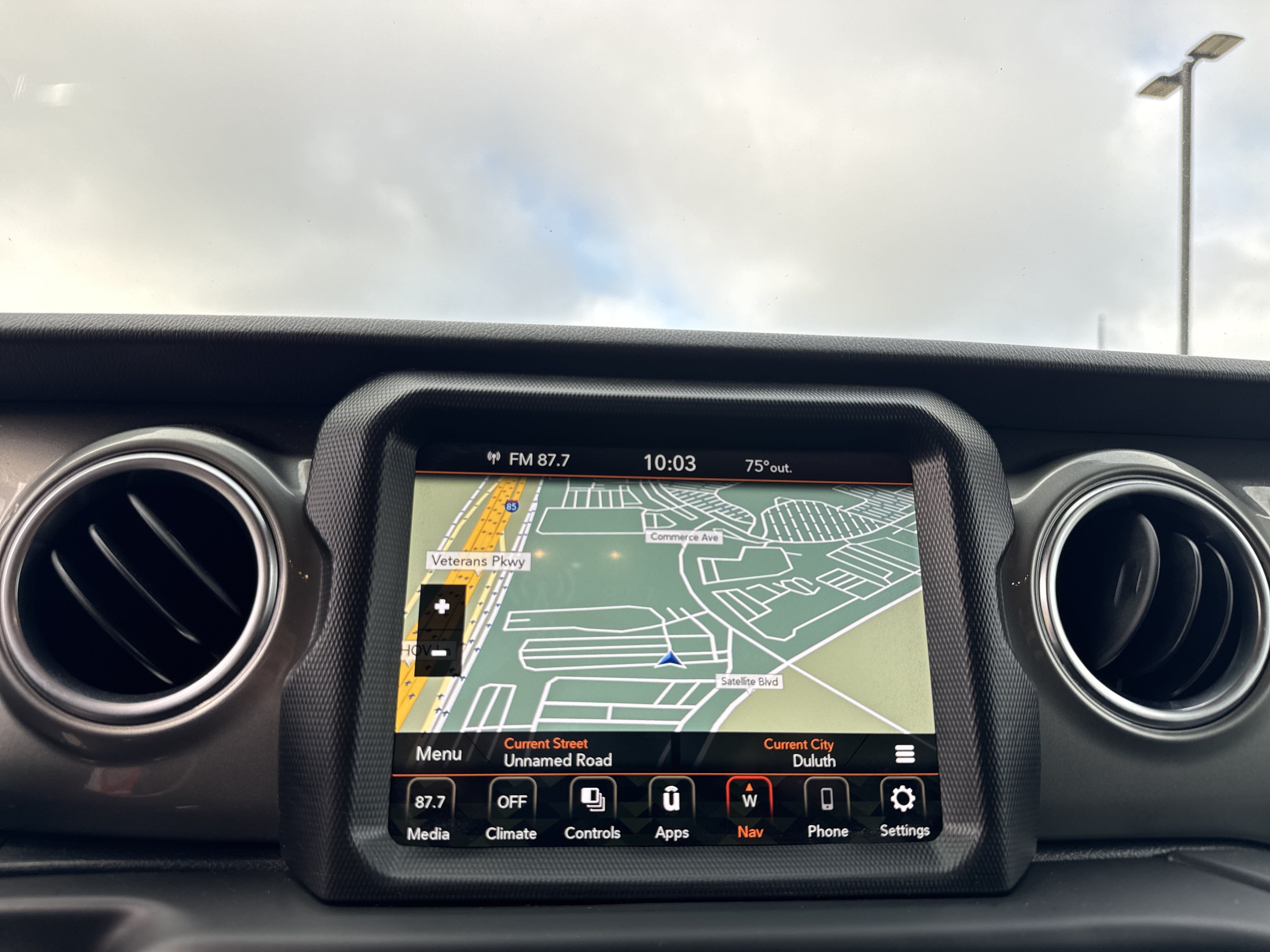 Used 2020 Jeep Wrangler Unlimited Sahara w/ Uconnect 4C Nav & Sound Group AWD/4WD image 23