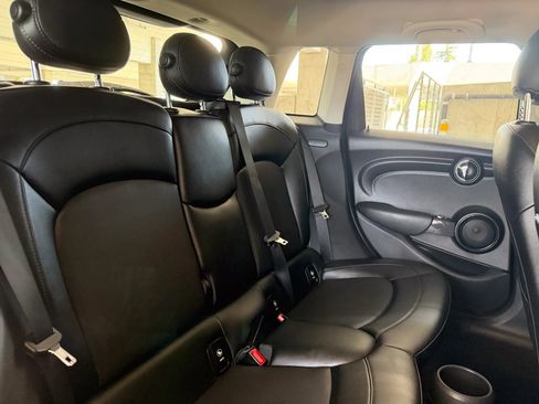 Used 2015 MINI Cooper 4-Door Hardtop FWD image 21