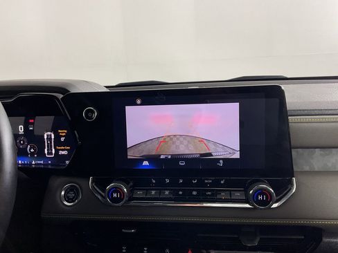 Used 2023 Chevrolet Colorado ZR2 image 27