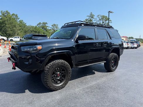 Used 2018 Toyota 4Runner TRD Pro AWD/4WD image 6