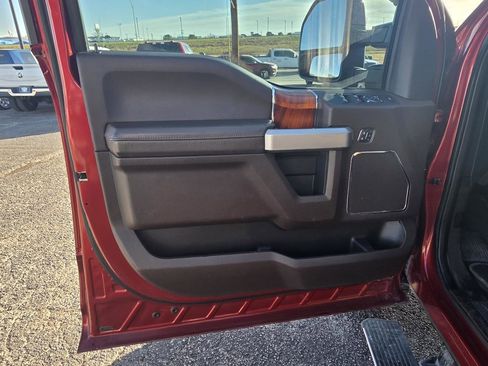 Used 2019 Ford F250 King Ranch w/ King Ranch Ultimate Package AWD/4WD image 10