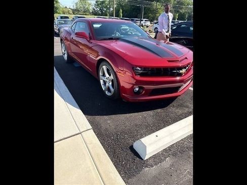 Used 2013 Chevrolet Camaro SS w/ Black Rally Stripe Package RWD image 5