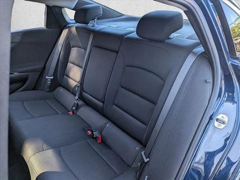 Used 2022 Chevrolet Malibu LT image 17