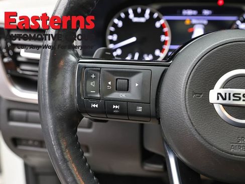 Used 2021 Nissan Rogue SV w/ Premium Package AWD/4WD image 15