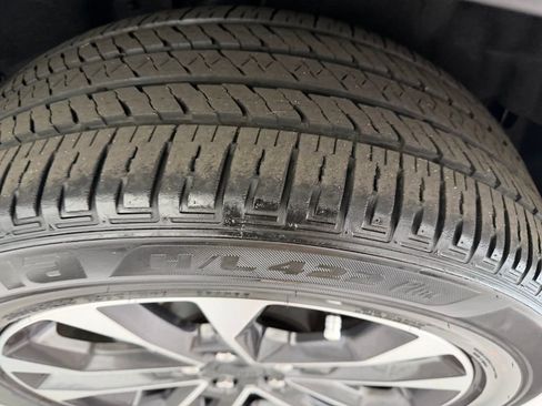 Used 2023 Jeep Grand Cherokee L Overland w/ Rear Seat Video Group I image 11