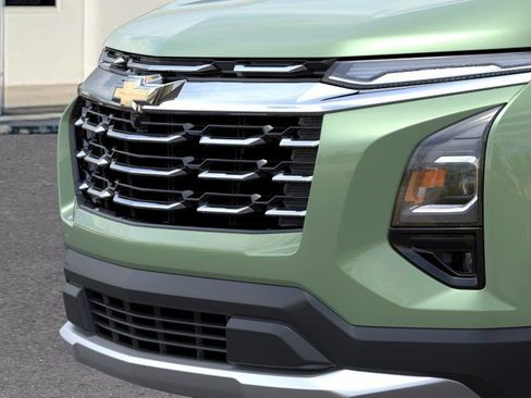 New 2026 Chevrolet Equinox LT image 13