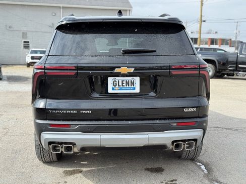 New 2026 Chevrolet Traverse LT image 8