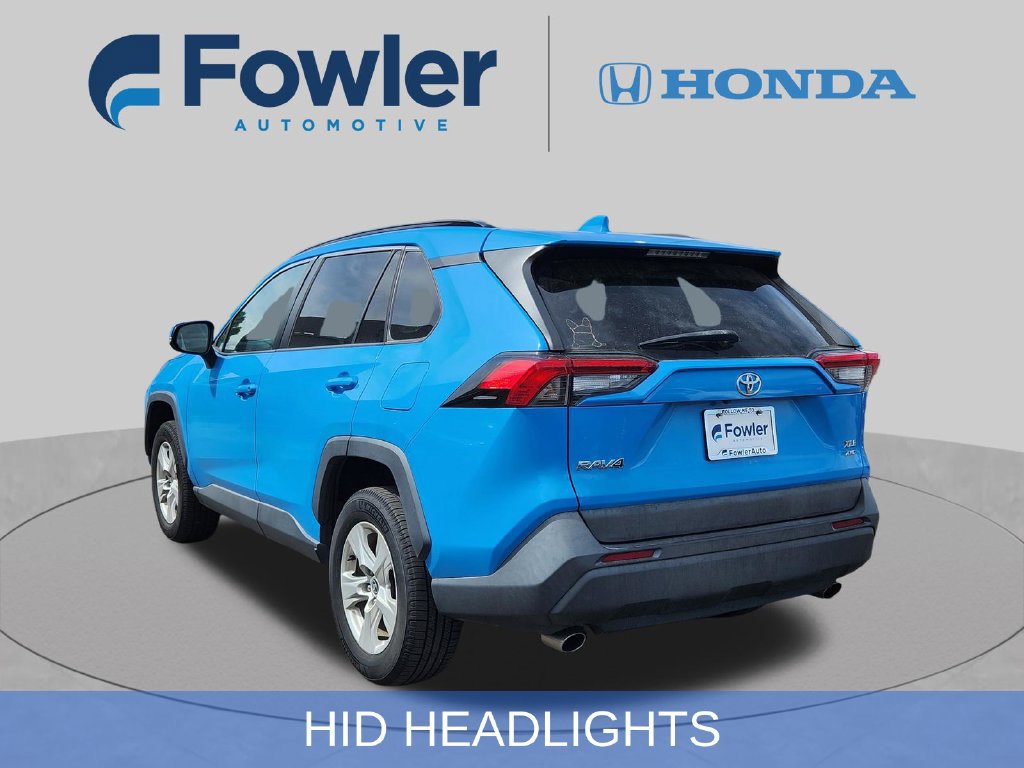 Used 2021 Toyota RAV4 XLE AWD/4WD image 9