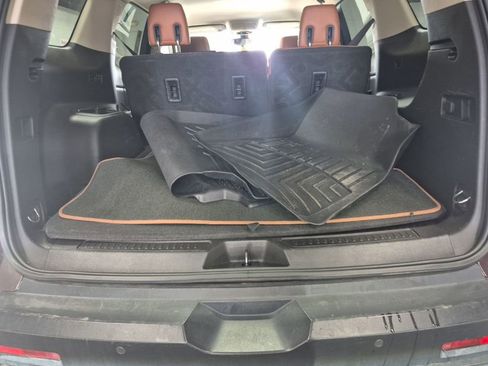 Used 2018 GMC Acadia SLT image 8