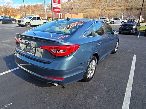 Used 2017 Hyundai Sonata SE image 5