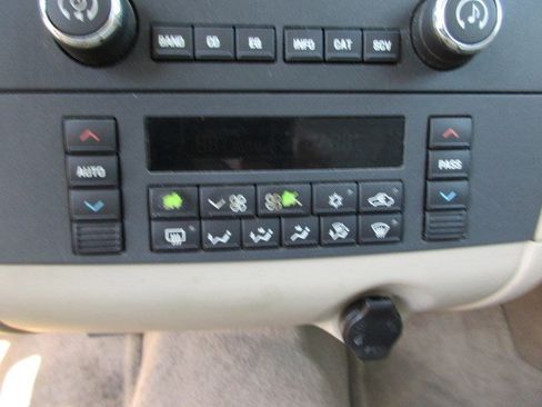 Used 2008 Buick LaCrosse CX FWD image 22
