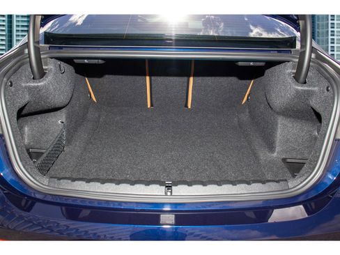 Used 2024 BMW M440i M440i w/ Premium Package image 9