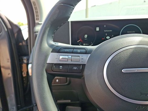 Used 2025 Hyundai Tucson SEL image 23