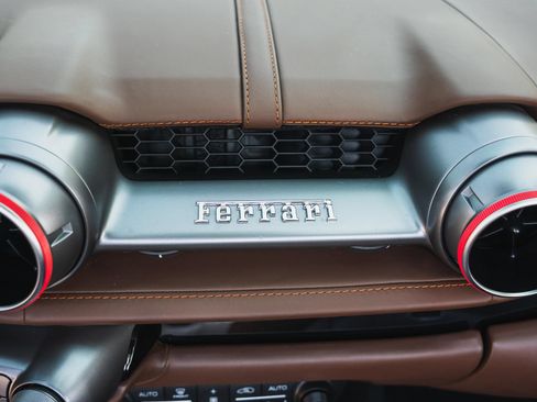 Used 2021 Ferrari 812 GTS RWD image 63
