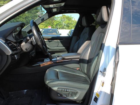 Used 2015 BMW X5 xDrive35d image 14