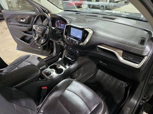 Used 2019 GMC Terrain Denali w/ Advanced Safety Package AWD/4WD image 28
