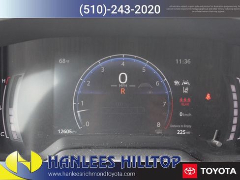 Used 2024 Toyota Corolla XSE FWD image 31