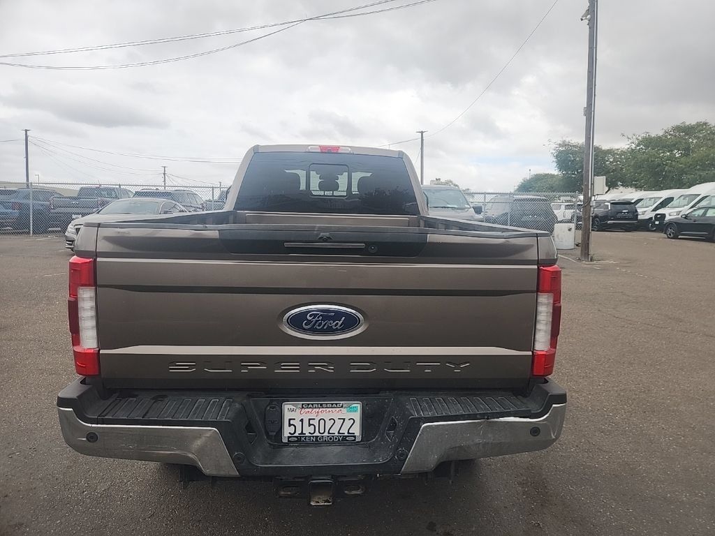 Used 2019 Ford F350 Lariat AWD/4WD image 11
