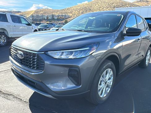 New 2026 Ford Escape Active w/ Cold Weather Package AWD/4WD image 7