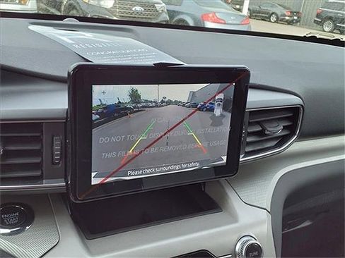 New 2023 Ford Explorer XLT w/ Equipment Group 202A image 25