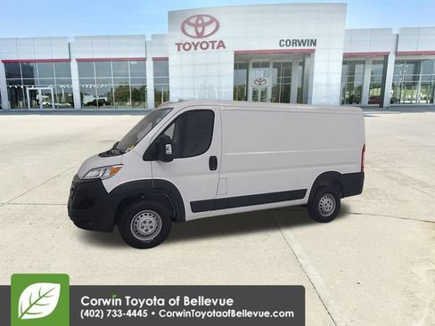 Used 2025 RAM ProMaster 2500 w/ Convenience Group FWD image 9