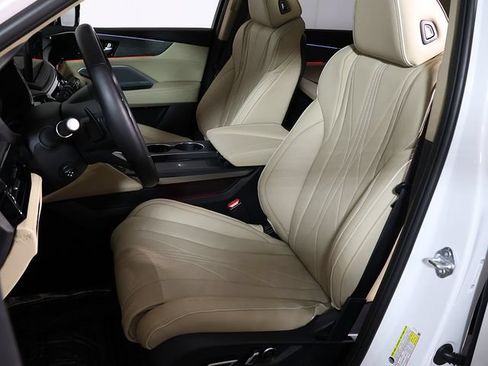 Certified 2026 Acura MDX SH-AWD w/ Advance Package image 4