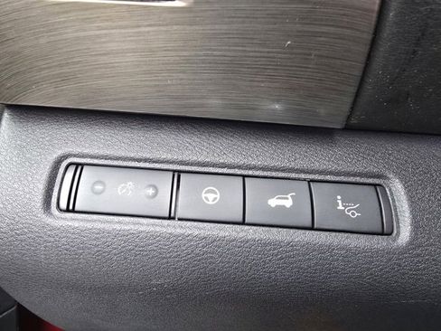 Used 2022 Nissan Pathfinder Platinum image 29