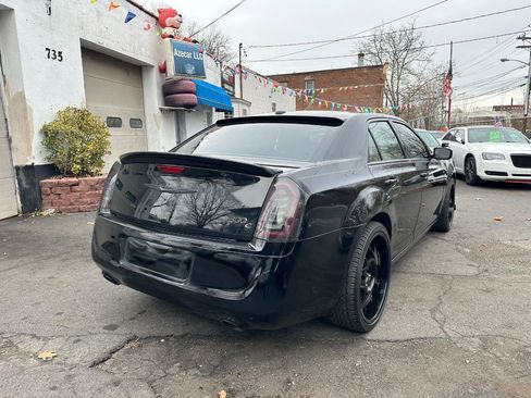 Used 2014 Chrysler 300 C RWD image 14