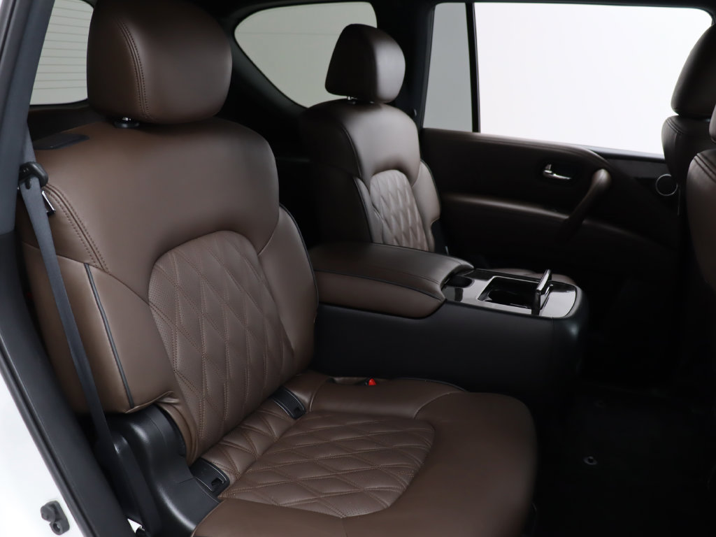 Used 2024 Nissan Armada Platinum w/ Captain's Chairs Package RWD image 30