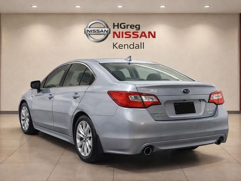 Used 2016 Subaru Legacy 2.5i Premium AWD/4WD image 4