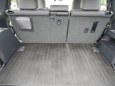 Certified 2023 Lexus GX 460 Premium w/ Premium Plus Package AWD/4WD image 12