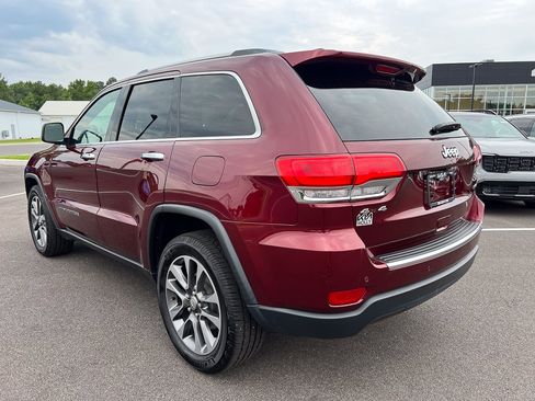 Used 2018 Jeep Grand Cherokee Limited w/ Luxury Group II AWD/4WD image 3