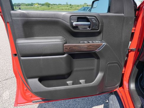 Used 2022 GMC Sierra 1500 SLT w/ SLT Premium Package AWD/4WD image 27