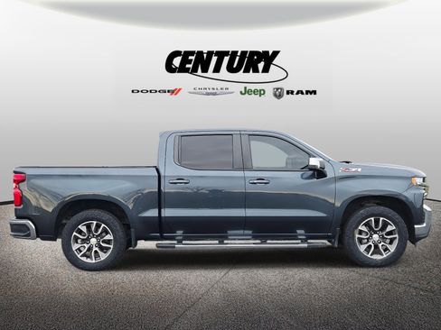 Used 2020 Chevrolet Silverado 1500 LT w/ All-Star Edition image 2